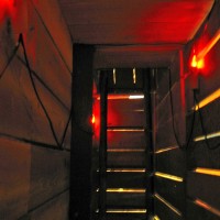 http://dejodelacombe.com/files/gimgs/th-2_56 couloir de la mort menant a cabane.jpg